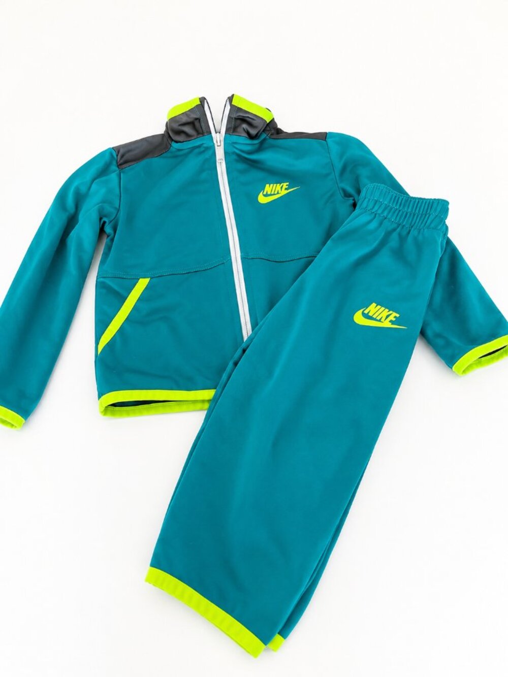 Nike Toddler Tracksuit 2T | Teal Neon Green Athletic Jogger Set Boys Activewear